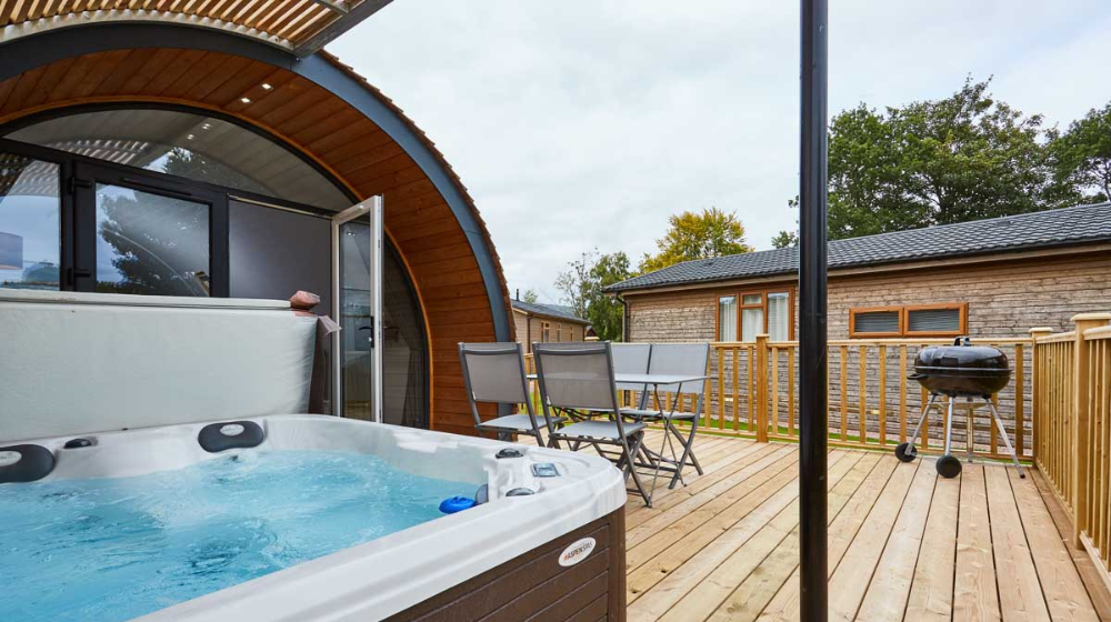 Glamping Pod Hot Tub