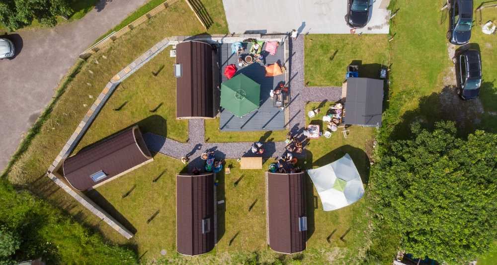 NC500 Pods site targeted at couples & families.