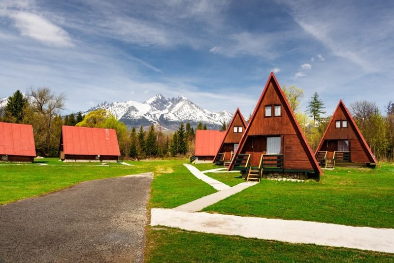 glamping site campsite difference