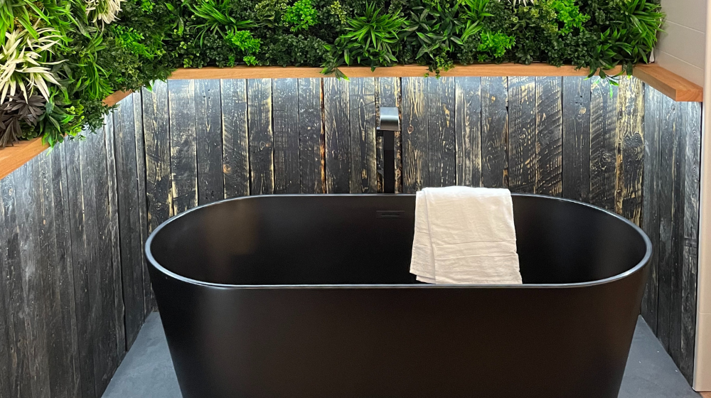 Matt Black Bath Tub Glamping Pod